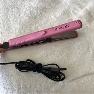 Offers! Revlon Hair Straightner Tool